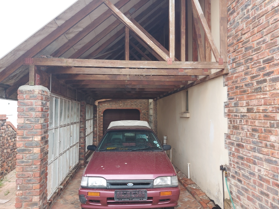 4 Bedroom Property for Sale in Da Nova Western Cape